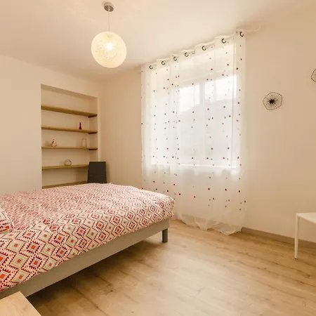 בית נופש Chez Gaby Saint-Usage (Aube)